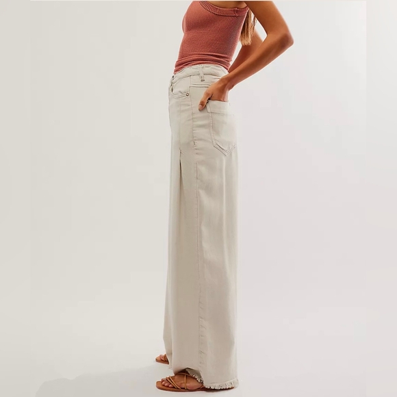 NWT- WE THE FREE- OLD WEST SLOUCHY JEAN SZ. 28 - Picture 11 of 12